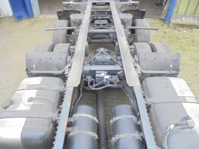 Mercedes-Benz Actros 2542 LS 6X2 ENGINE BROKE - Camion porte-conteneur/ Caisse mobile: photos 5 Mercedes-Benz Actros 2542 LS 6X2 ENGINE BROKE - Camion porte-conteneur/ Caisse mobile: photos 5