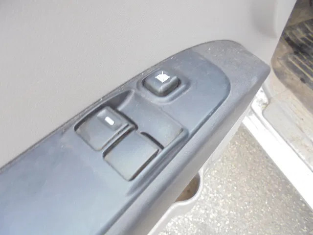 Pick-up Mitsubishi L200 4X4 PICK-UP: photos 15