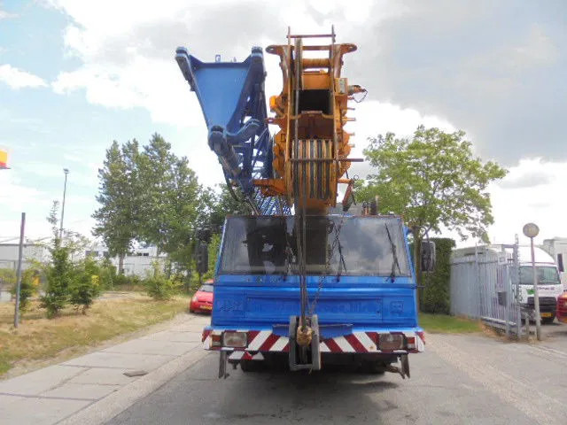 PPM ATT 350 4X4X4 - Grue tout-terrain: photos 4 PPM ATT 350 4X4X4 - Grue tout-terrain: photos 4