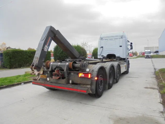 Scania G450 8X2 RETARDER - Camion ampliroll: photos 5 Scania G450 8X2 RETARDER - Camion ampliroll: photos 5