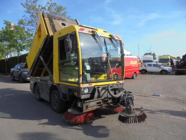 Schmidt CLEANGO 500 NL MACHINE - Balayeuse industrielle: photos 3 Schmidt CLEANGO 500 NL MACHINE - Balayeuse industrielle: photos 3