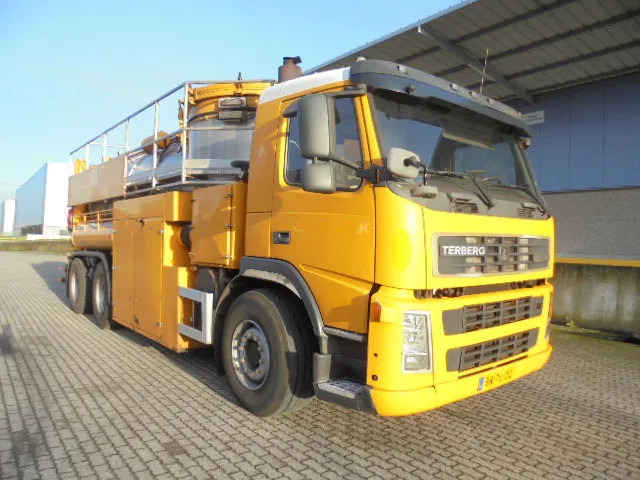 Terberg FM 1450 6X4 - Camion hydrocureur: photos 3 Terberg FM 1450 6X4 - Camion hydrocureur: photos 3