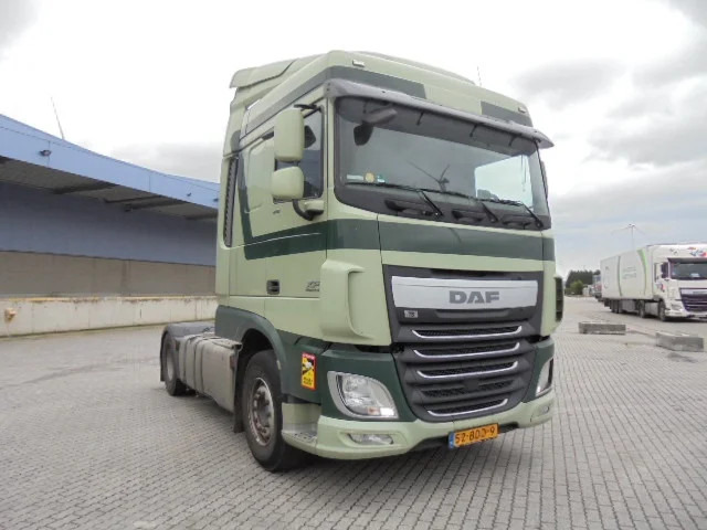 DAF XF 410 EUR6 - Tracteur routier: photos 3 DAF XF 410 EUR6 - Tracteur routier: photos 3