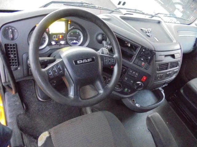 Tracteur routier DAF XF 440: photos 10