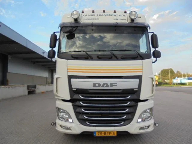 DAF XF 440 - Tracteur routier: photos 2 DAF XF 440 - Tracteur routier: photos 2