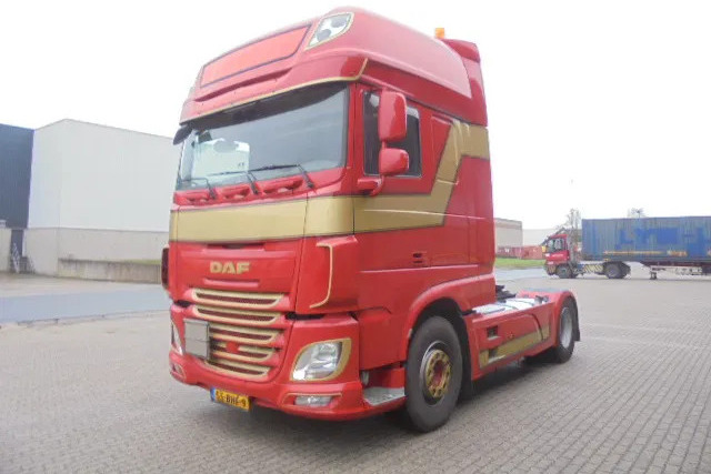 DAF XF 460 ADR NL TRUCK TUV 03-26 - Tracteur routier: photos 1 DAF XF 460 ADR NL TRUCK TUV 03-26 - Tracteur routier: photos 1