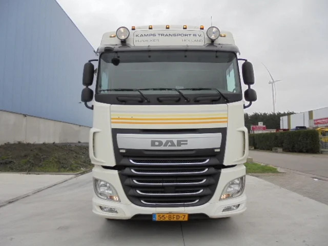DAF XF 460 - Tracteur routier: photos 2 DAF XF 460 - Tracteur routier: photos 2