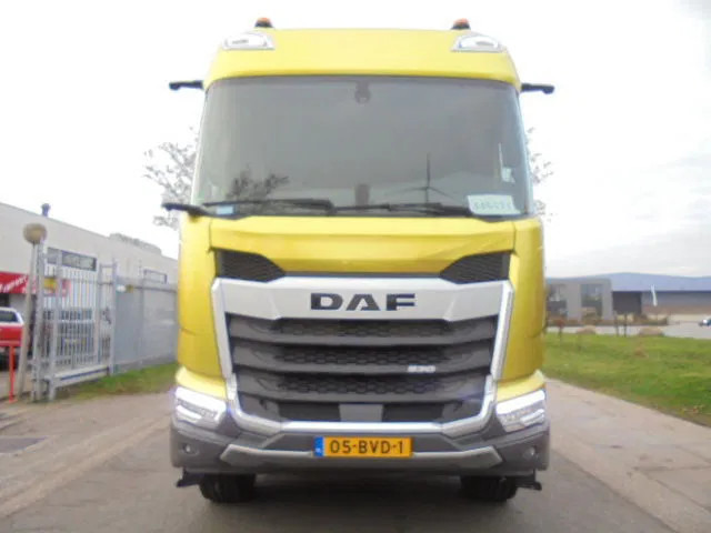 DAF XFC 530 FT DEMO KIEPHYDROLIEK MET FABRIEKS GARANTIE NL TRUCK - Tracteur routier: photos 3 DAF XFC 530 FT DEMO KIEPHYDROLIEK MET FABRIEKS GARANTIE NL TRUCK - Tracteur routier: photos 3