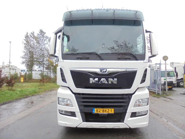 MAN TGA 18.480 XXL LLS-U NEW TYPE TACH0 MEGA - Tracteur routier: photos 2 MAN TGA 18.480 XXL LLS-U NEW TYPE TACH0 MEGA - Tracteur routier: photos 2