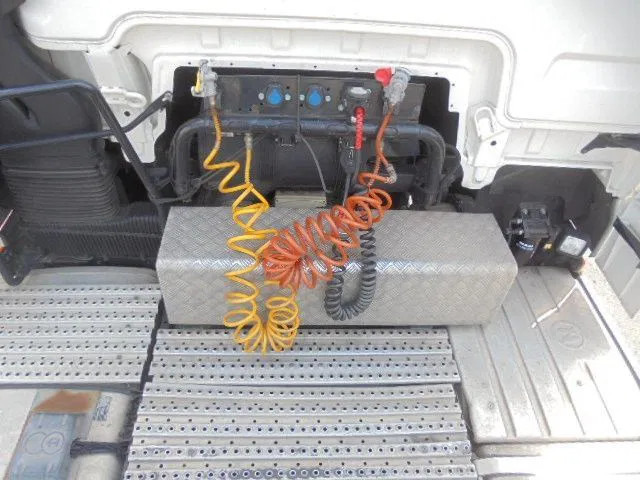 Tracteur routier MAN TGX 26-420 XL 6x2 NEW EXPORT PRICES: photos 12 Tracteur routier MAN TGX 26-420 XL 6x2 NEW EXPORT PRICES: photos 12