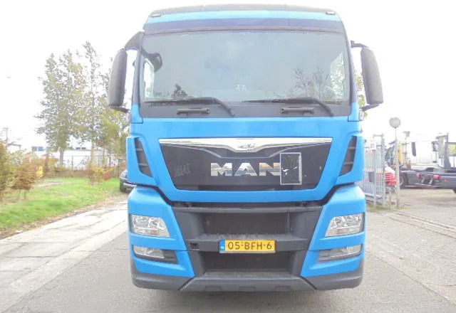 MAN TGX 26.440 XL - Tracteur routier: photos 2 MAN TGX 26.440 XL - Tracteur routier: photos 2