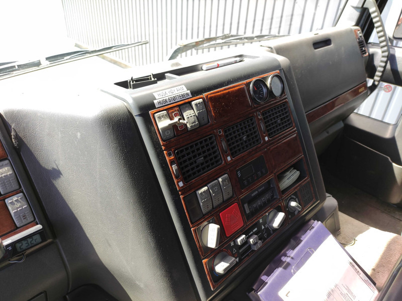 Camion plateau Iveco Eurotech 190E35 flatbed truck: photos 11