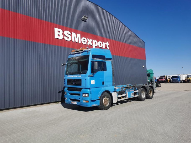 MAN 26.530 6x4 Multilift - Camion ampliroll: photos 1 MAN 26.530 6x4 Multilift - Camion ampliroll: photos 1