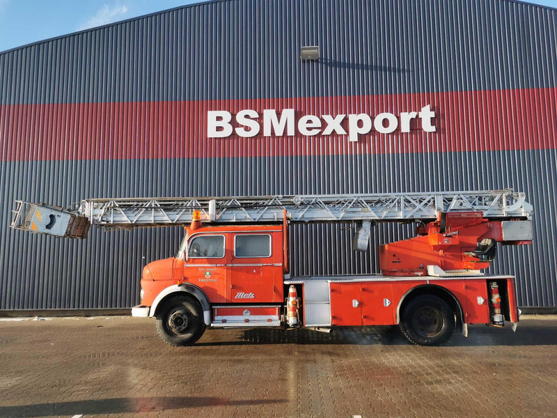 Mercedes-Benz 1313 - Camion de pompier: photos 2 Mercedes-Benz 1313 - Camion de pompier: photos 2