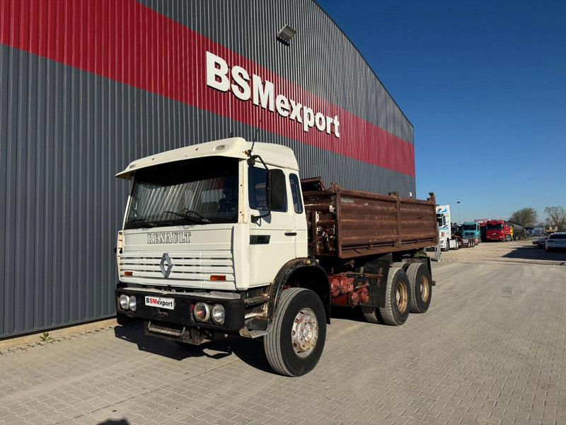 Renault G300 - Camion benne: photos 1 Renault G300 - Camion benne: photos 1