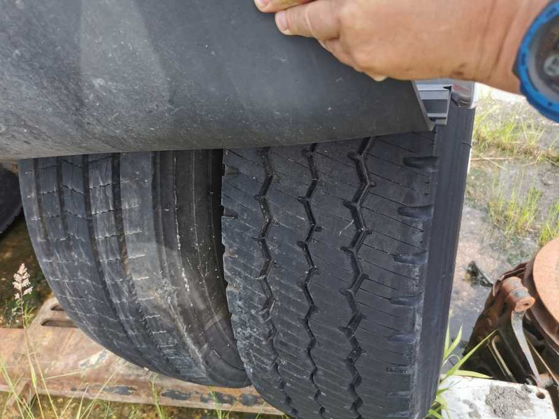 SAF spring suspension axle for trailer - Pneu pour Camion: photos 3 SAF spring suspension axle for trailer - Pneu pour Camion: photos 3