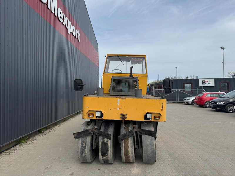 Stavostroj VP200 - Compacteur à pneus: photos 2 Stavostroj VP200 - Compacteur à pneus: photos 2