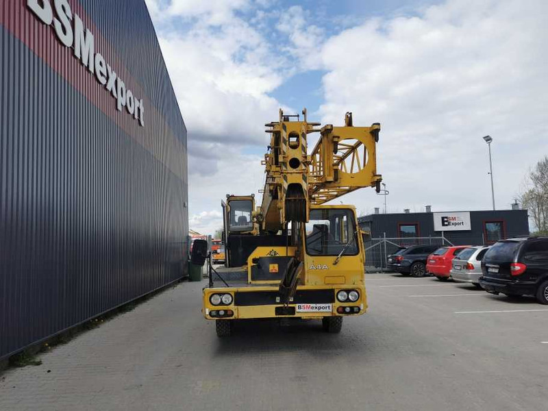 Tadano TL250 - Grue mobile: photos 4 Tadano TL250 - Grue mobile: photos 4