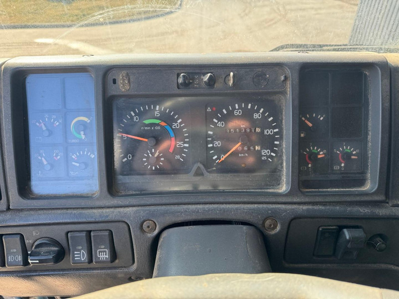 Camion benne Volvo FH 12.380, 6x4, spring-spring, manual: photos 10