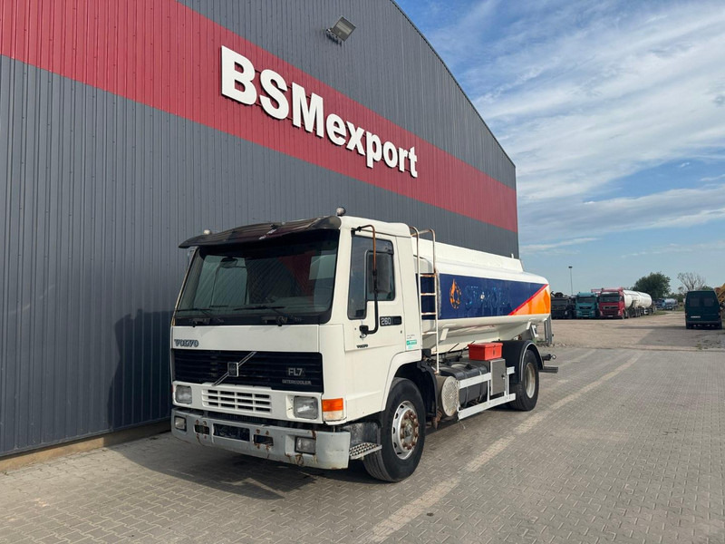 Volvo FL 7 260, 10000 liter - Camion citerne: photos 1 Volvo FL 7 260, 10000 liter - Camion citerne: photos 1