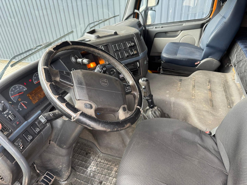 Volvo FM 440, 6x4, spring/spring, manual gearbox - Camion porte-conteneur/ Caisse mobile: photos 5 Volvo FM 440, 6x4, spring/spring, manual gearbox - Camion porte-conteneur/ Caisse mobile: photos 5