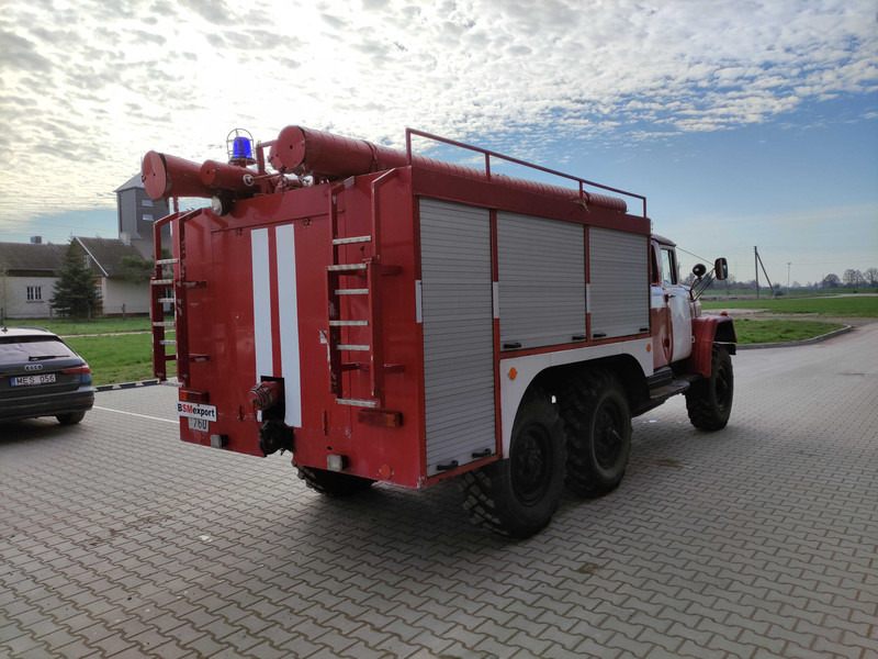 ZIL 131 fire truck - Camion de pompier: photos 5 ZIL 131 fire truck - Camion de pompier: photos 5