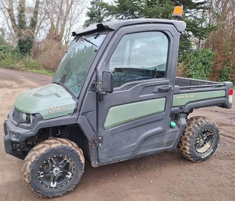 John Deere XUV 865M - Quadricycle: photos 3 John Deere XUV 865M - Quadricycle: photos 3