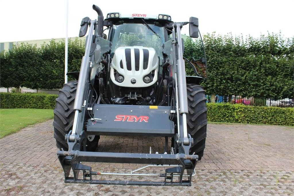 Tracteur agricole Steyr 6145 Profi CVT: photos 11