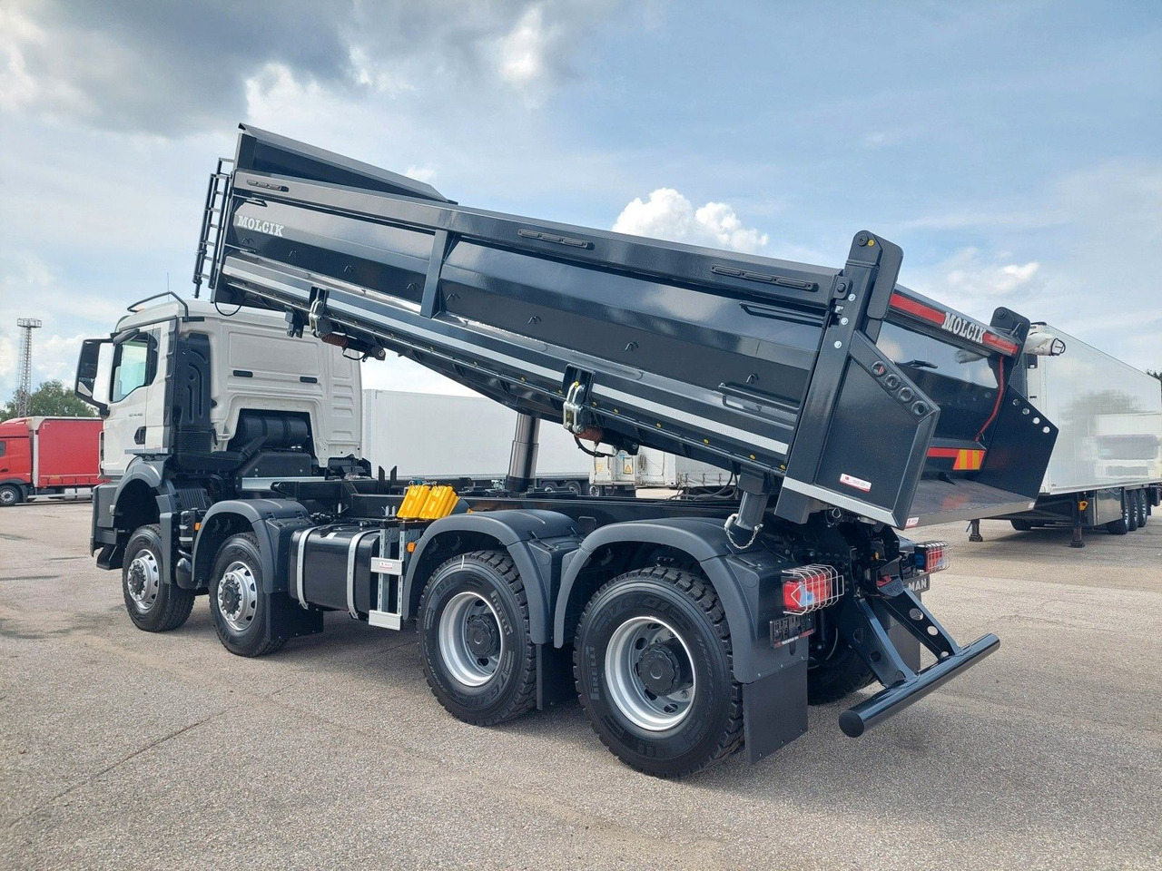 MAN TGS 41.480 8X6 BB CH - Camion benne: photos 3 MAN TGS 41.480 8X6 BB CH - Camion benne: photos 3