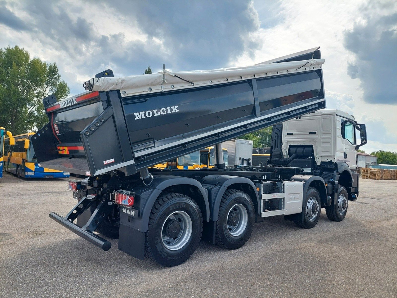 MAN TGS 41.480 8X6 BB CH - Camion benne: photos 4 MAN TGS 41.480 8X6 BB CH - Camion benne: photos 4