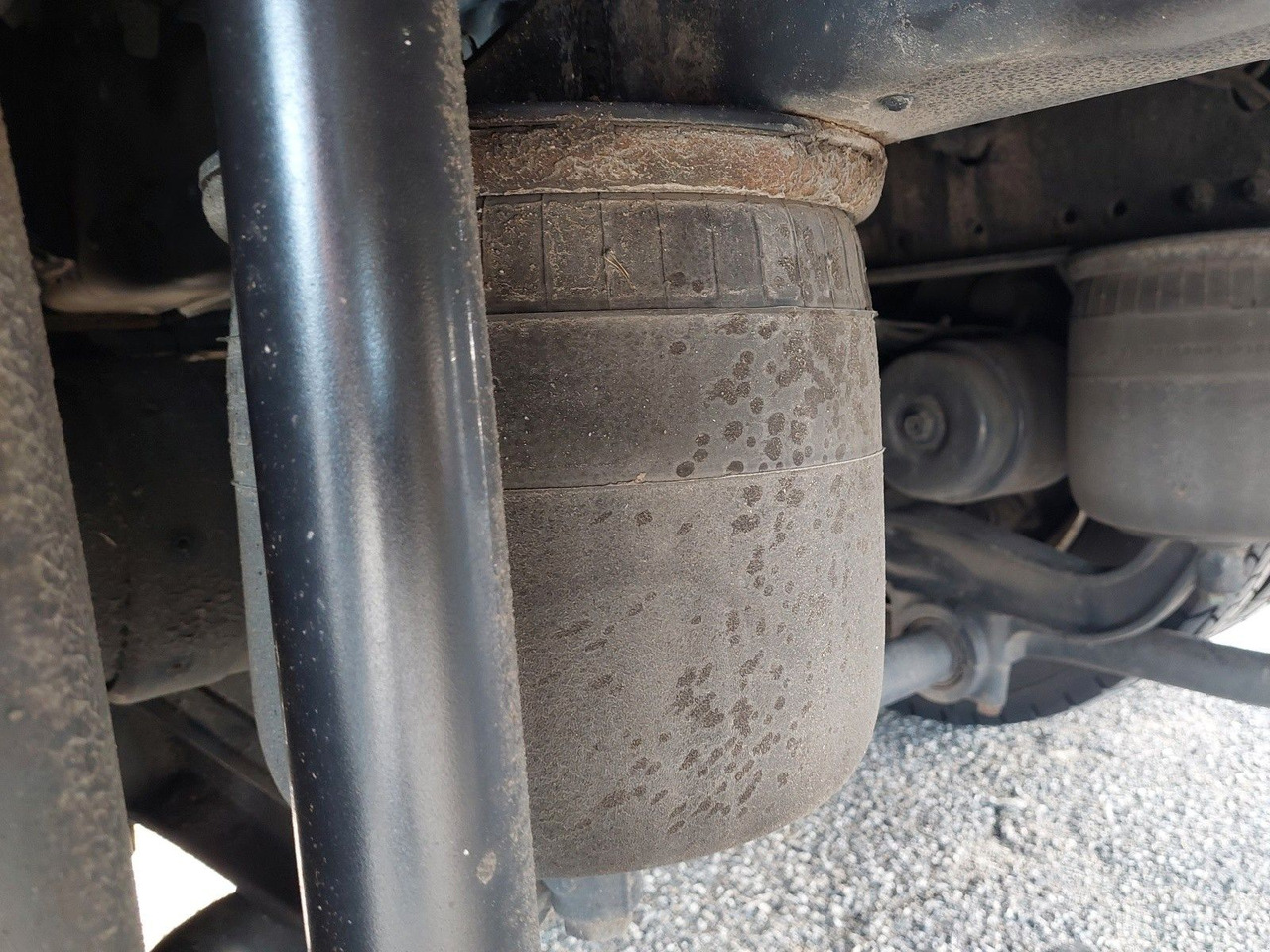 Camion à rideaux coulissants MAN TGX 18.470 LL + Gniotpol G-4080 120 m3 Durchbar: photos 16 Camion à rideaux coulissants MAN TGX 18.470 LL + Gniotpol G-4080 120 m3 Durchbar: photos 16