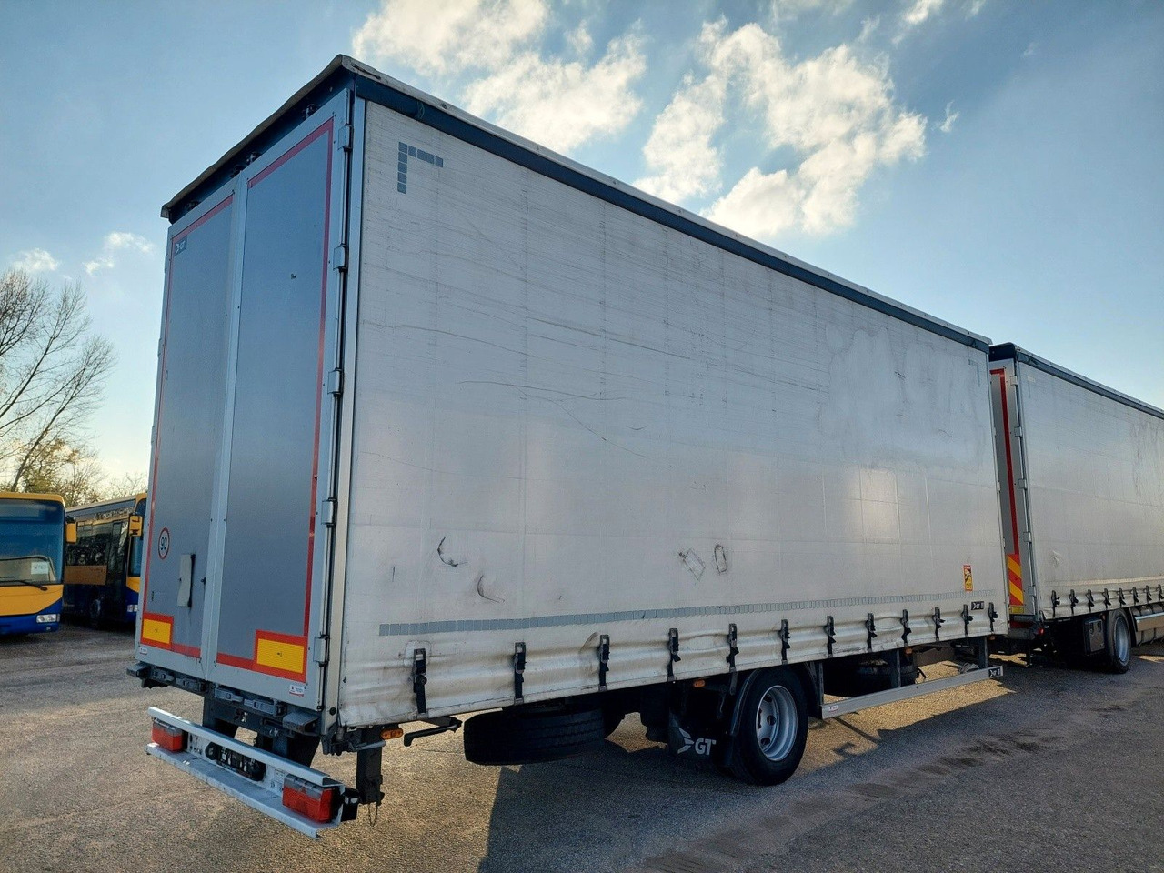 Camion à rideaux coulissants MAN TGX 18.470 LL + Gniotpol G-4080 120 m3 Durchbar: photos 40 Camion à rideaux coulissants MAN TGX 18.470 LL + Gniotpol G-4080 120 m3 Durchbar: photos 40