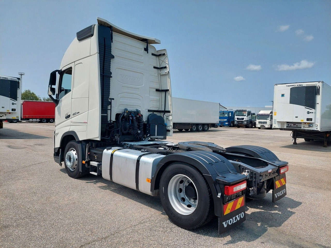 Volvo FH 13 Globetrotter XL 460 I-SAVE - Tracteur routier: photos 3 Volvo FH 13 Globetrotter XL 460 I-SAVE - Tracteur routier: photos 3