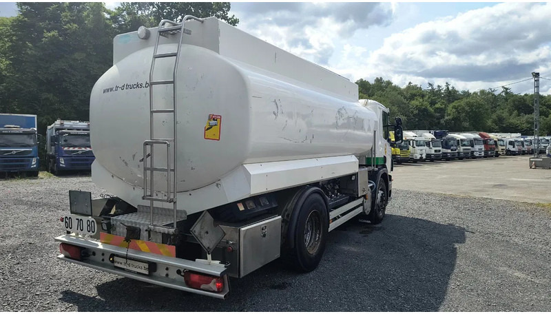 Scania P280 FUEL / CARBURANT 14000L - 5 COMP - RETARDER - Camion citerne: photos 4 Scania P280 FUEL / CARBURANT 14000L - 5 COMP - RETARDER - Camion citerne: photos 4