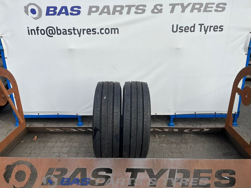 Bridgestone Bridgestone 265/70R17.5 Duravis R-Steer002 138/136 M M+S 3PMSF gebruikte set - Pneu pour Camion: photos 1 Bridgestone Bridgestone 265/70R17.5 Duravis R-Steer002 138/136 M M+S 3PMSF gebruikte set - Pneu pour Camion: photos 1