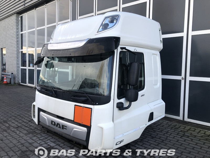 DAF CF Euro 6 DAF Space Cab L2H2 2032747 - Cabine et intérieur pour Camion: photos 1 DAF CF Euro 6 DAF Space Cab L2H2 2032747 - Cabine et intérieur pour Camion: photos 1