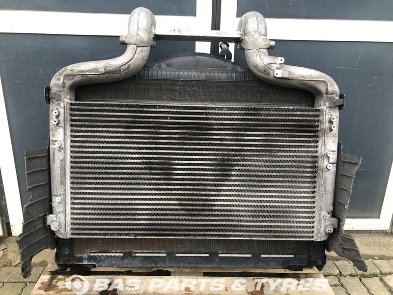 DAF CF Euro 6 - Radiateur pour Camion: photos 2 DAF CF Euro 6 - Radiateur pour Camion: photos 2
