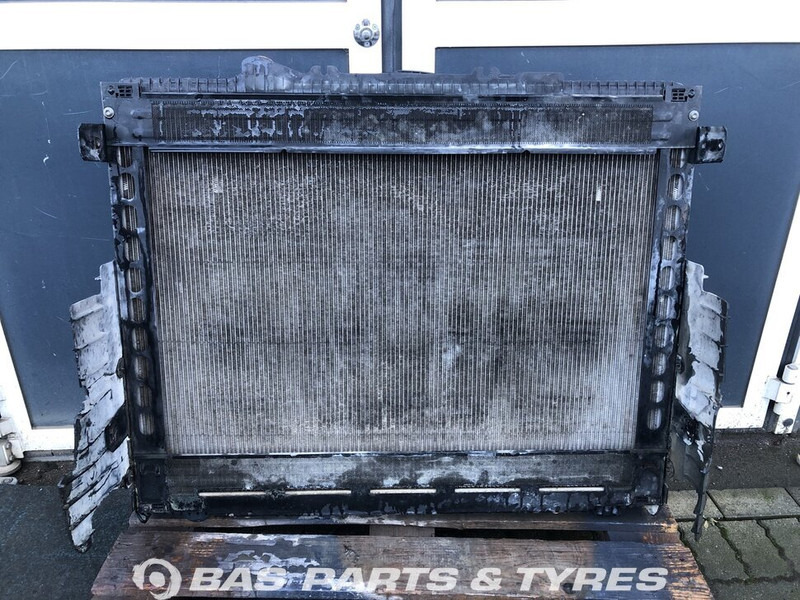 DAF CF Euro 6 - Radiateur pour Camion: photos 2 DAF CF Euro 6 - Radiateur pour Camion: photos 2