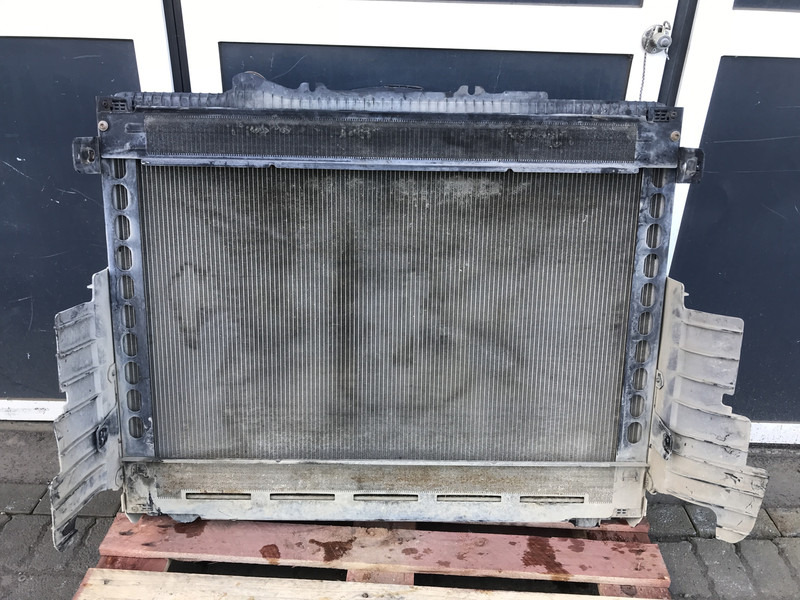 DAF CF Euro 6 - Radiateur pour Camion: photos 2 DAF CF Euro 6 - Radiateur pour Camion: photos 2