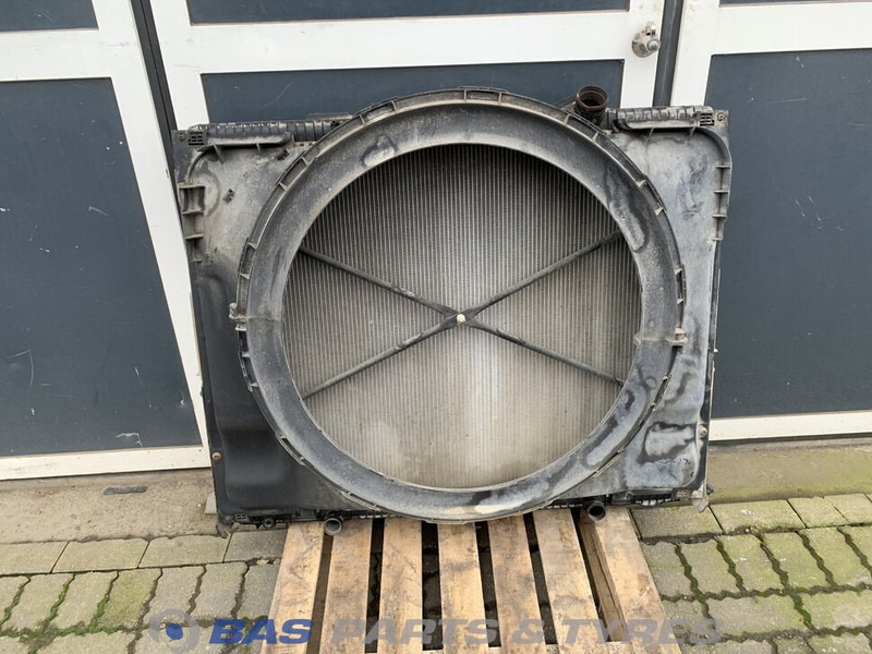 DAF CF Euro 6 Radiator DAF 1940147 - Radiateur pour Camion: photos 2 DAF CF Euro 6 Radiator DAF 1940147 - Radiateur pour Camion: photos 2