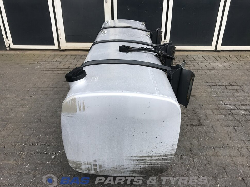 DAF - Réservoir de carburant pour Camion: photos 2 DAF - Réservoir de carburant pour Camion: photos 2