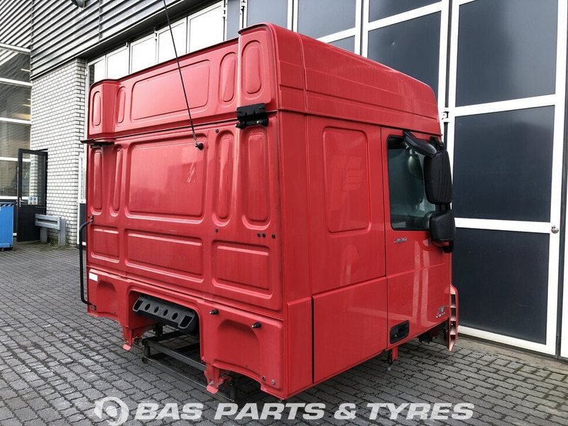 DAF XF106 DAF Space Cab L2H2 1698099 - Cabine et intérieur pour Camion: photos 3 DAF XF106 DAF Space Cab L2H2 1698099 - Cabine et intérieur pour Camion: photos 3
