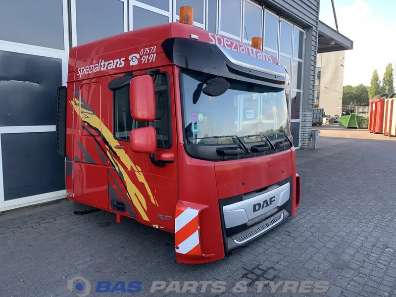 DAF XF106 DAF Space Cab L2H2 1811560 - Cabine et intérieur pour Camion: photos 2 DAF XF106 DAF Space Cab L2H2 1811560 - Cabine et intérieur pour Camion: photos 2