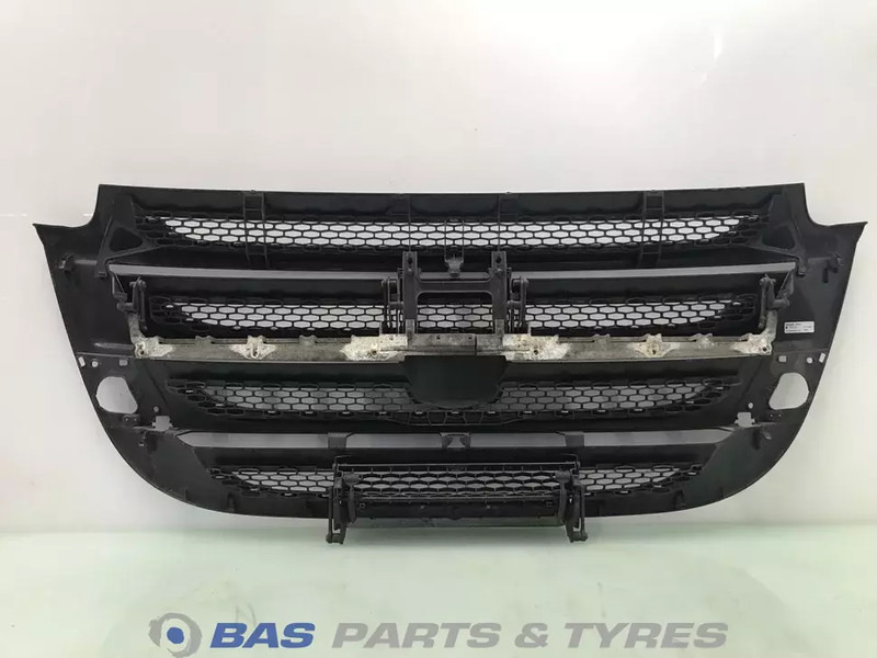 DAF XF106 Grille DAF 1886591 - Calandre pour Camion: photos 2 DAF XF106 Grille DAF 1886591 - Calandre pour Camion: photos 2