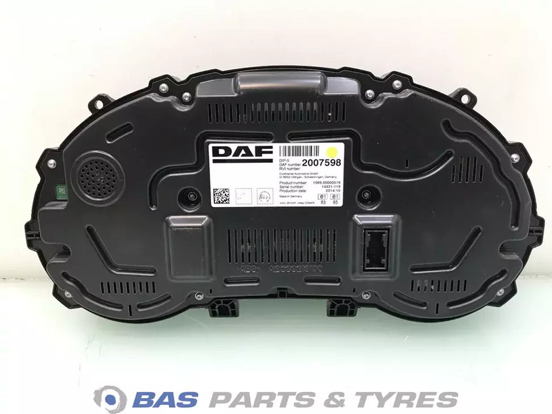 DAF XF106 Instrumentenpaneel DAF 1958084 - Panel de instrumentos pour Camion: photos 2 DAF XF106 Instrumentenpaneel DAF 1958084 - Panel de instrumentos pour Camion: photos 2