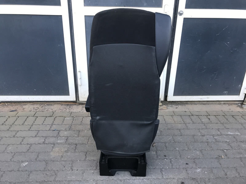 DAF XF106 - Siège pour Camion: photos 3 DAF XF106 - Siège pour Camion: photos 3
