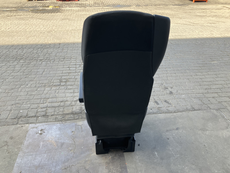 DAF XF106 - Siège pour Camion: photos 3 DAF XF106 - Siège pour Camion: photos 3