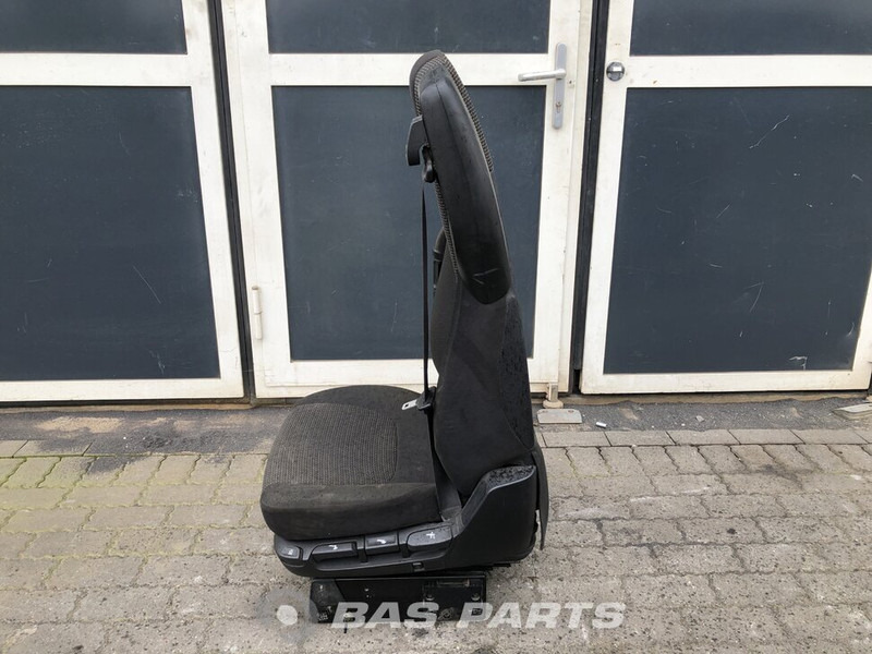 DAF XF106 - Siège pour Camion: photos 2 DAF XF106 - Siège pour Camion: photos 2