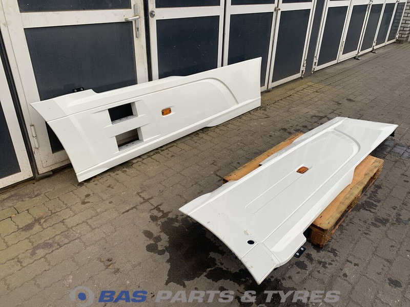 DAF XF106 - Carrosserie et extérieur pour Camion: photos 3 DAF XF106 - Carrosserie et extérieur pour Camion: photos 3
