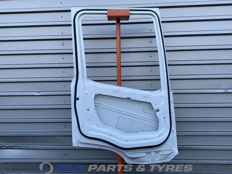 DAF XG Portier Links DAF 2197011 - Portière et pièces pour Camion: photos 2 DAF XG Portier Links DAF 2197011 - Portière et pièces pour Camion: photos 2